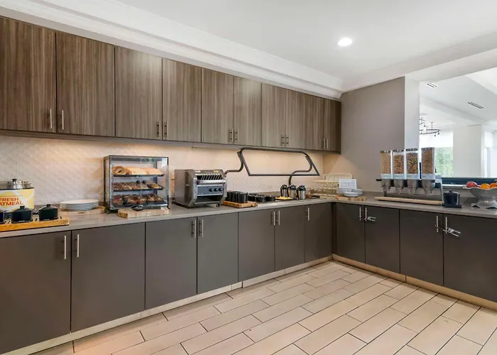 Hilton Garden Inn Portland Airport